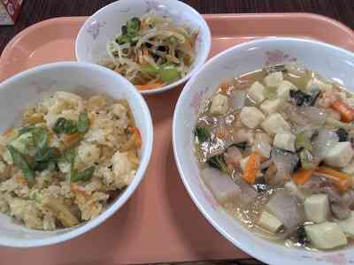 給食