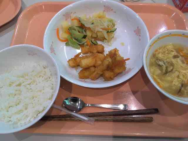 給食