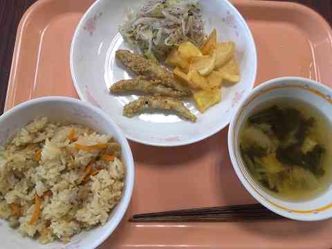 給食