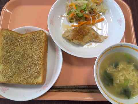 給食
