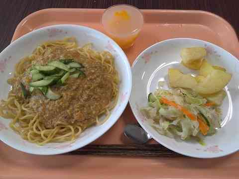 給食2