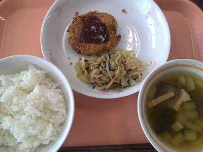 給食2