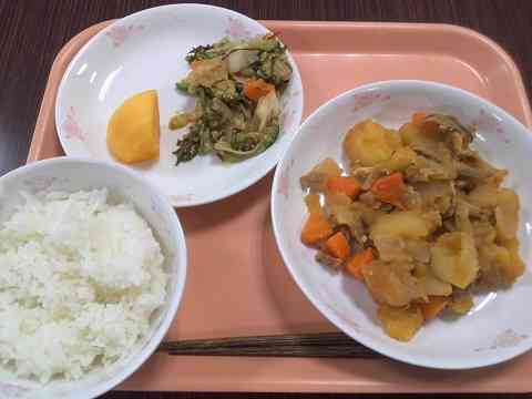 給食3