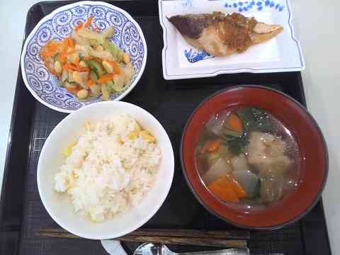 給食