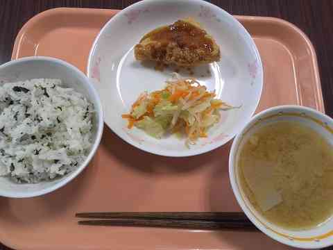 給食