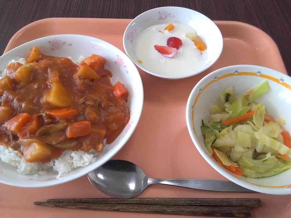 給食