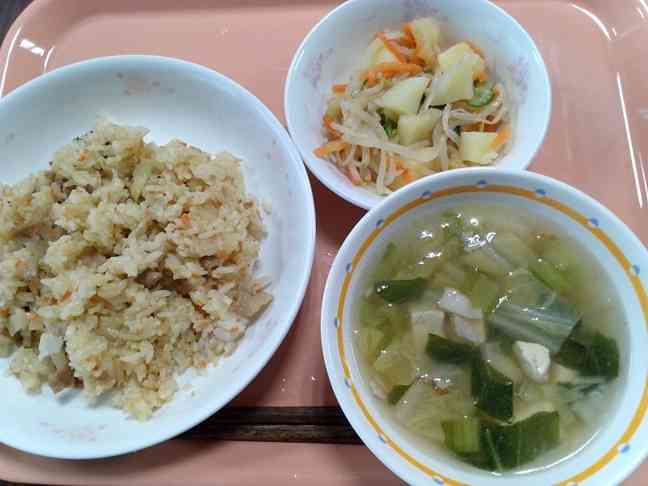 給食