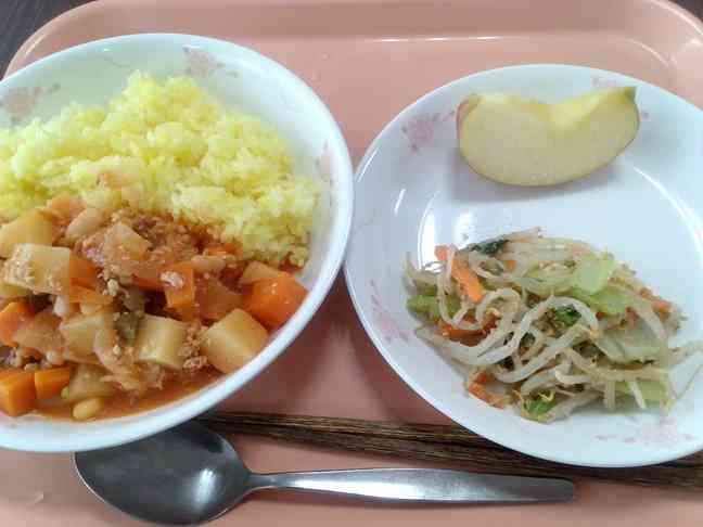 給食