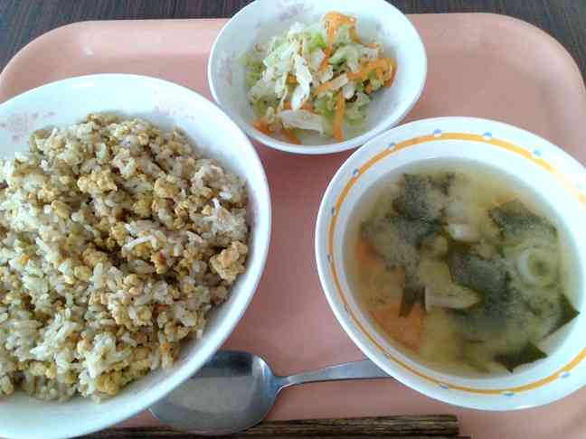 給食