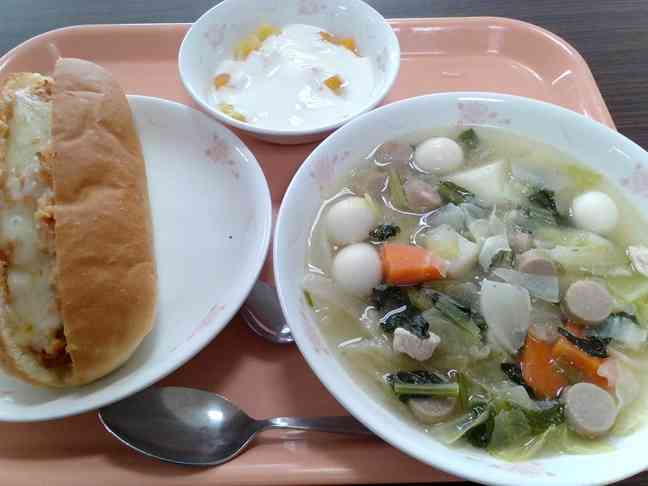 給食0
