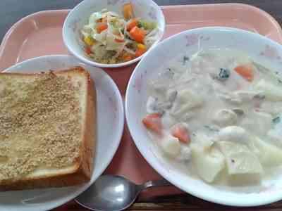 給食